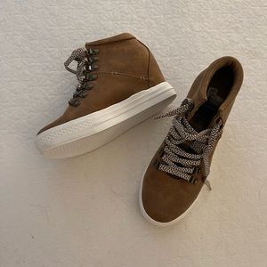 Brand new wedge booties